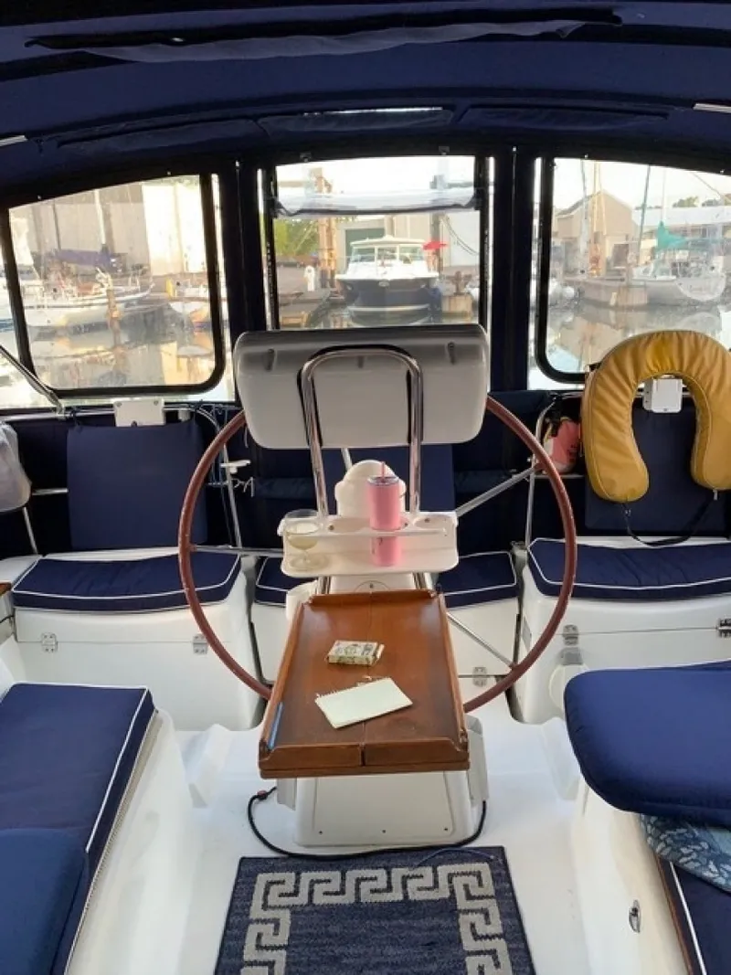 Slide: The Image of Jeanneau Jeanneau Oceanis 36i 2007 - 12