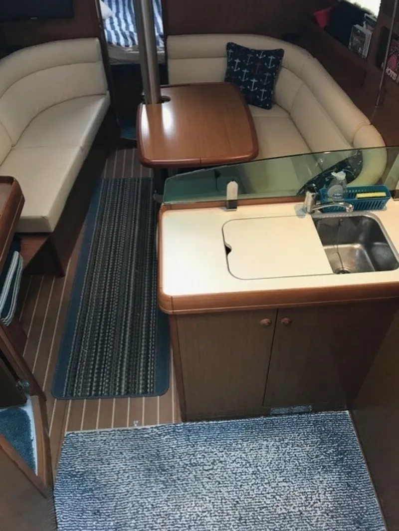 Slide: The Image of Jeanneau Jeanneau Oceanis 36i 2007 - 18