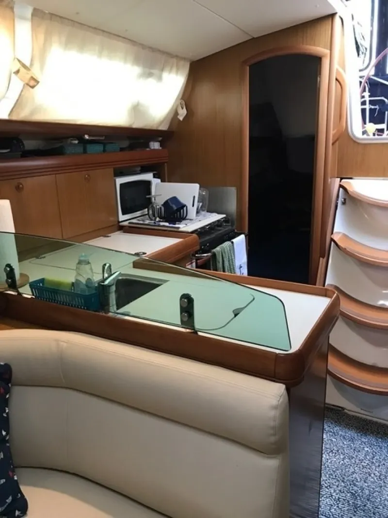 Slide: The Image of Jeanneau Jeanneau Oceanis 36i 2007 - 20