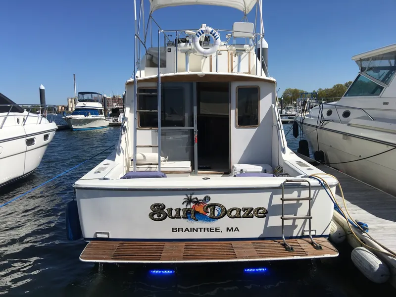 Slide: The Image of Bertram Flybridge Cruiser 1985 - 4