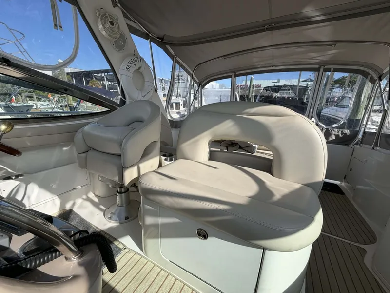 Slide: The Image of Sea Ray 36 Sundancer 2002 - 16