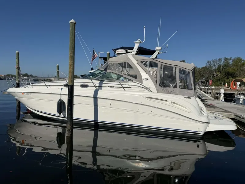 Slide: The Image of Sea Ray 36 Sundancer 2002 - 2