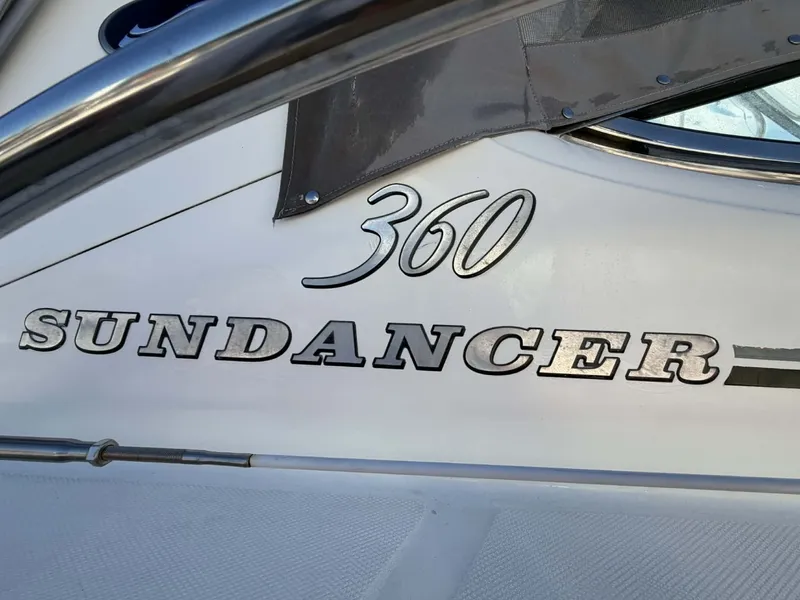 Slide: The Image of Sea Ray 36 Sundancer 2002 - 28