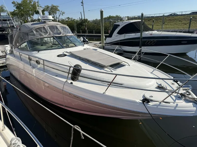 Slide: The Image of Sea Ray 36 Sundancer 2002 - 3