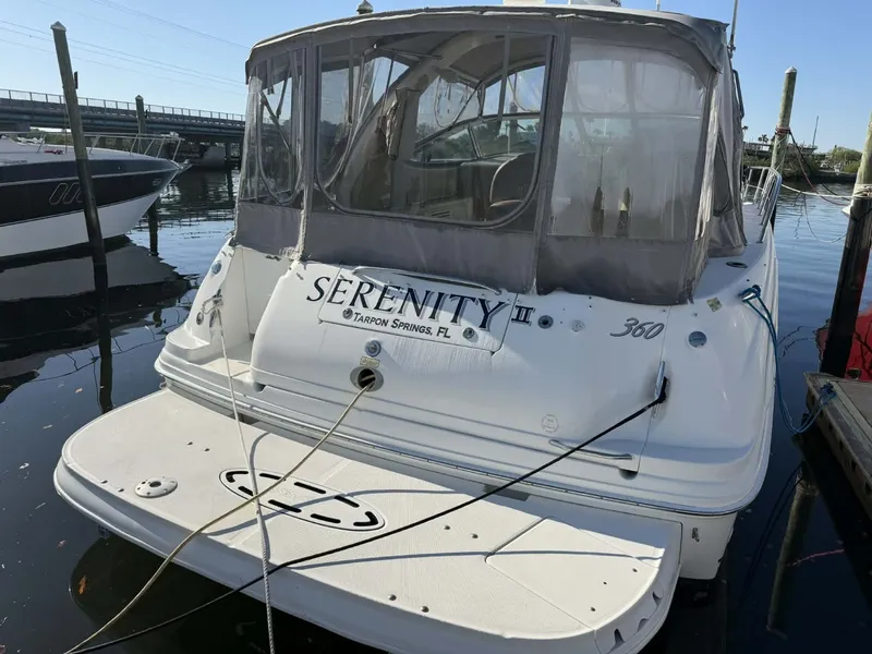 Slide: The Image of Sea Ray 36 Sundancer 2002 - 4