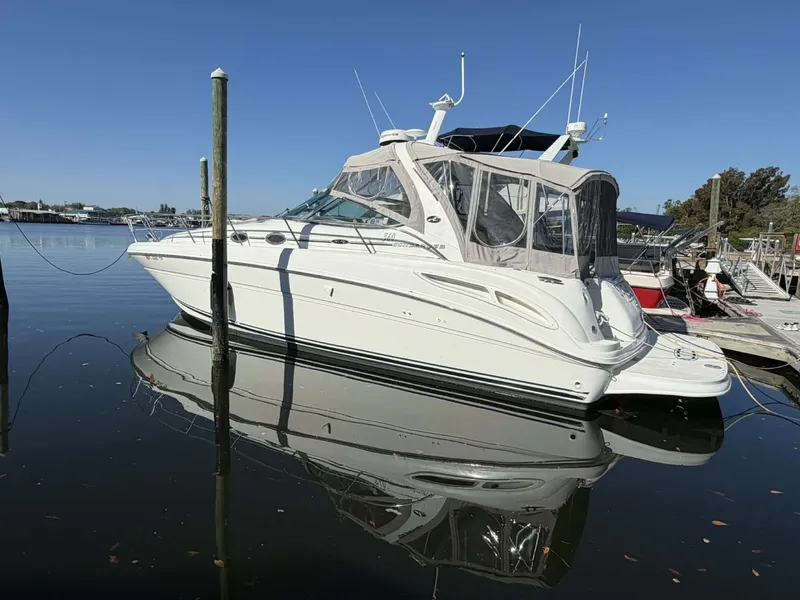 Slide: The Image of Sea Ray 36 Sundancer 2002 - 6