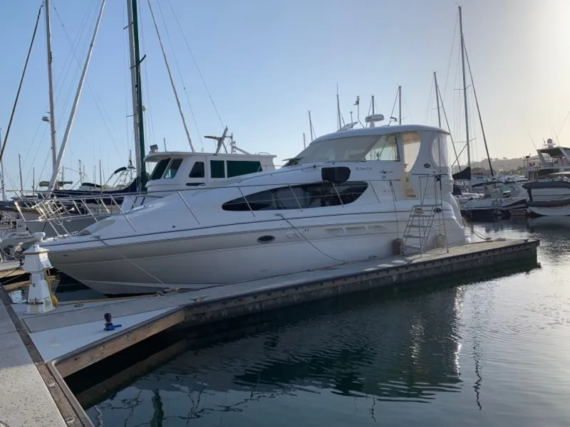 The Image of Sea Ray 390 Motor Yacht 2004 - 0