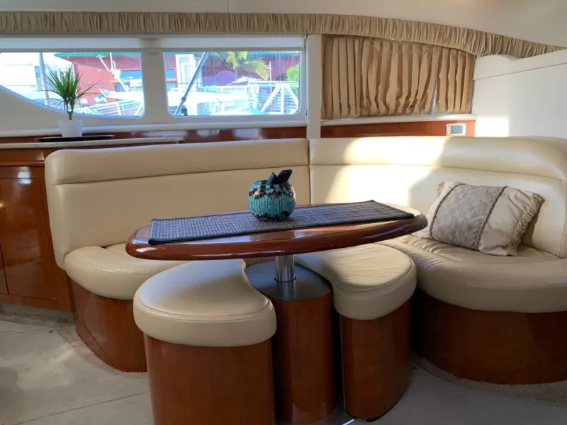 Slide: The Image of Sea Ray 390 Motor Yacht 2004 - 47