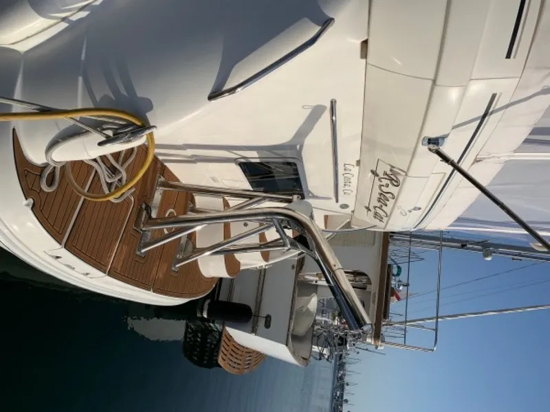Slide: The Image of Sea Ray 390 Motor Yacht 2004 - 5