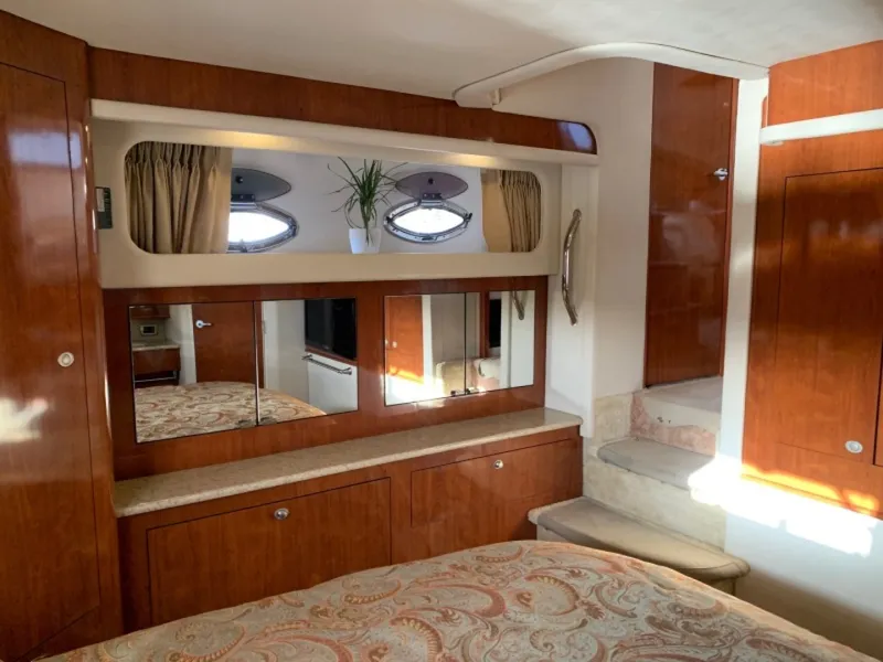 Slide: The Image of Sea Ray 390 Motor Yacht 2004 - 71