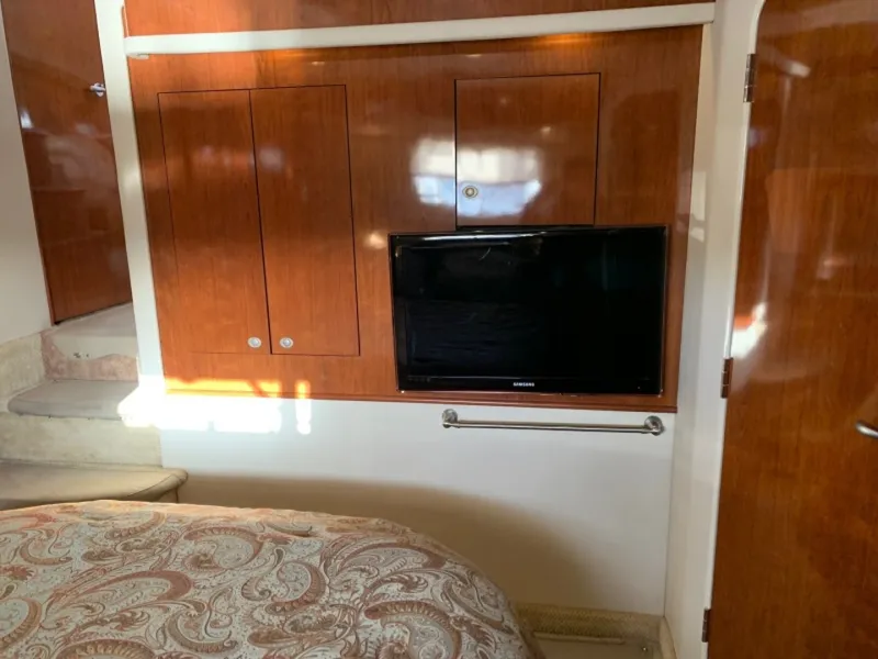 Slide: The Image of Sea Ray 390 Motor Yacht 2004 - 72