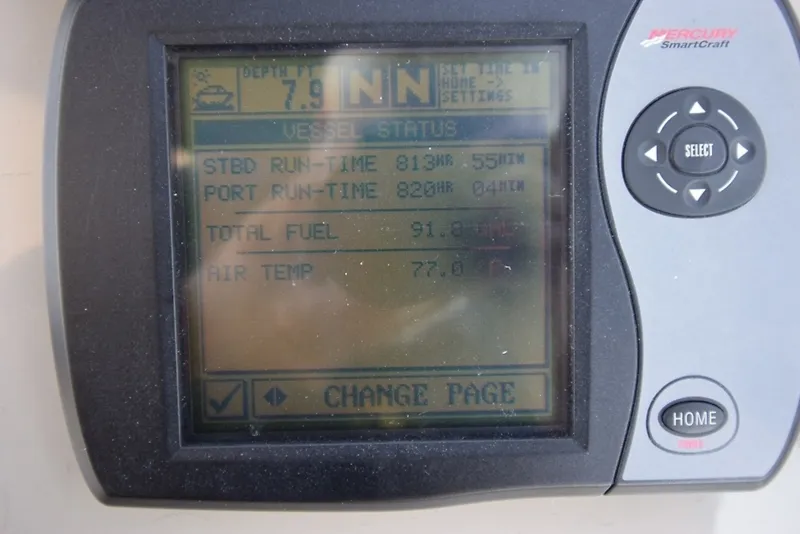 Slide: The Image of Sea Ray 390 Sundancer 2004 - 19