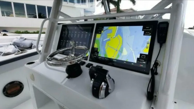 Slide: The Image of Yellowfin 42 Offshore 2019 - 21