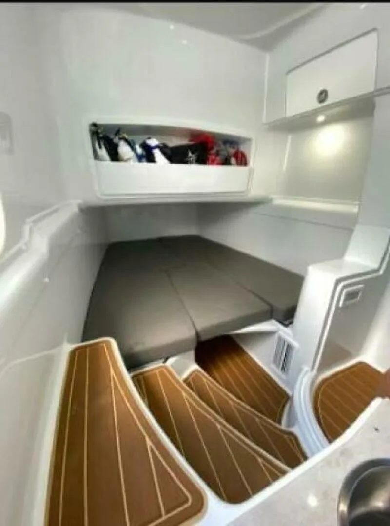 Slide: The Image of Yellowfin 42 Offshore 2019 - 30