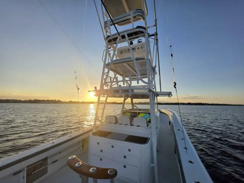 Slide: The Image of Yellowfin 42 Offshore 2019 - 9