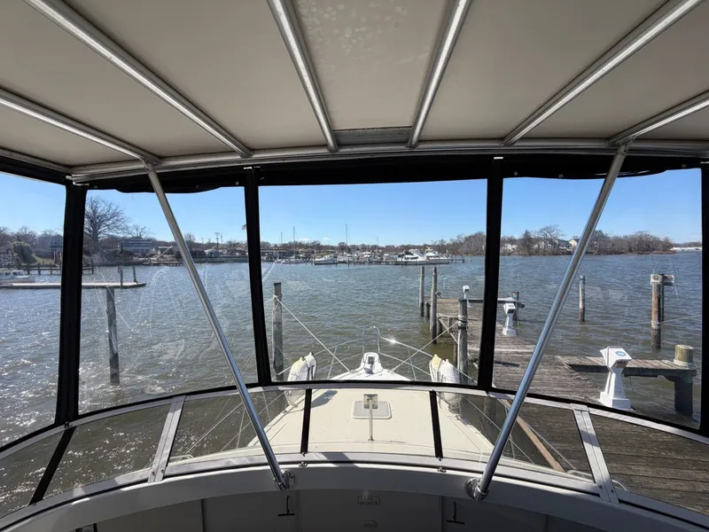 Slide: The Image of Carver Yachts 400 Cockpit MY 1997 - 17