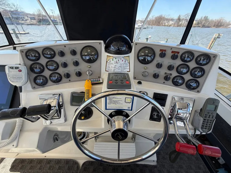Slide: The Image of Carver Yachts 400 Cockpit MY 1997 - 18