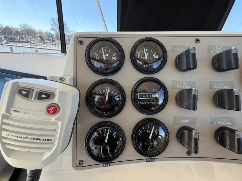 Slide: The Image of Carver Yachts 400 Cockpit MY 1997 - 23