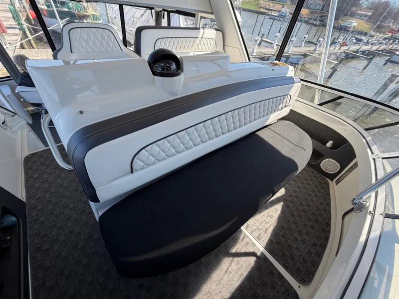 Slide: The Image of Carver Yachts 400 Cockpit MY 1997 - 24