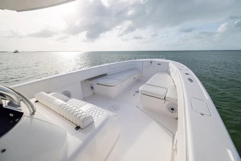 Slide: The Image of Intrepid 370 Open 2011 - 12