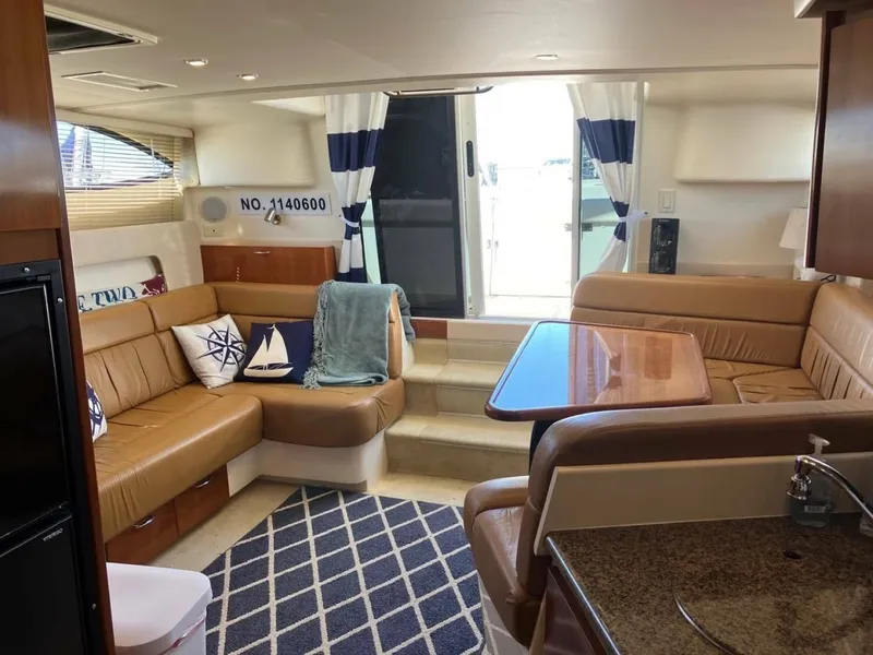 Slide: The Image of Carver Yachts 350 Mariner 2003 - 5