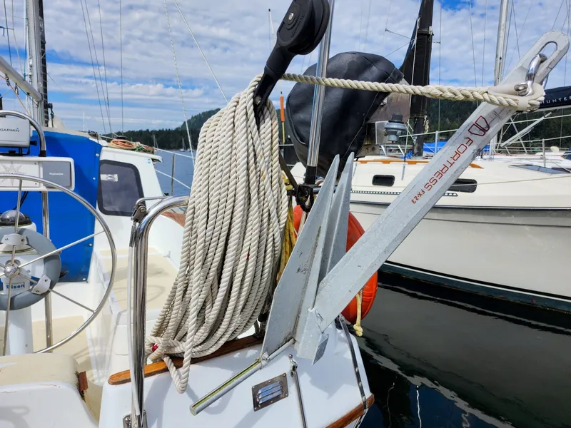Slide: The Image of Gulf Pilothouse 32 1988 - 12