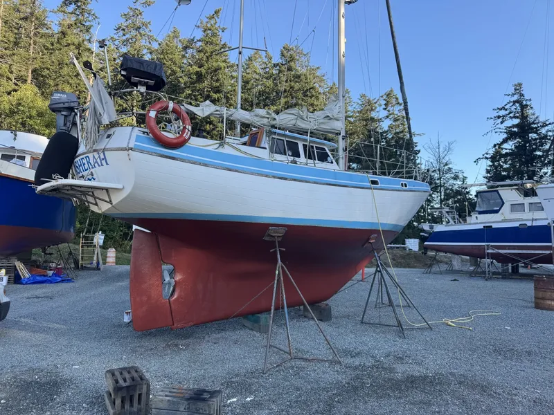 Slide: The Image of Gulf Pilothouse 32 1988 - 30