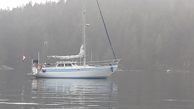 Slide: The Image of Gulf Pilothouse 32 1988 - 32