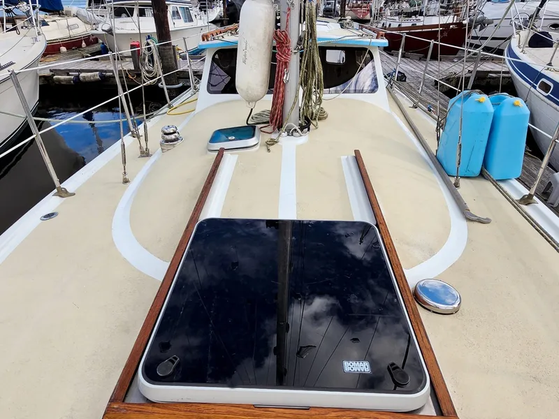 Slide: The Image of Gulf Pilothouse 32 1988 - 7