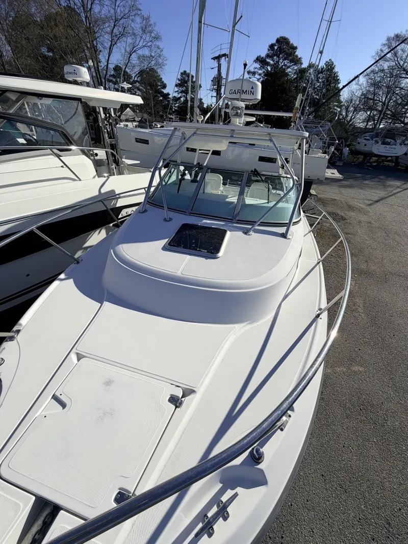 Slide: The Image of Boston Whaler 2000 - 14