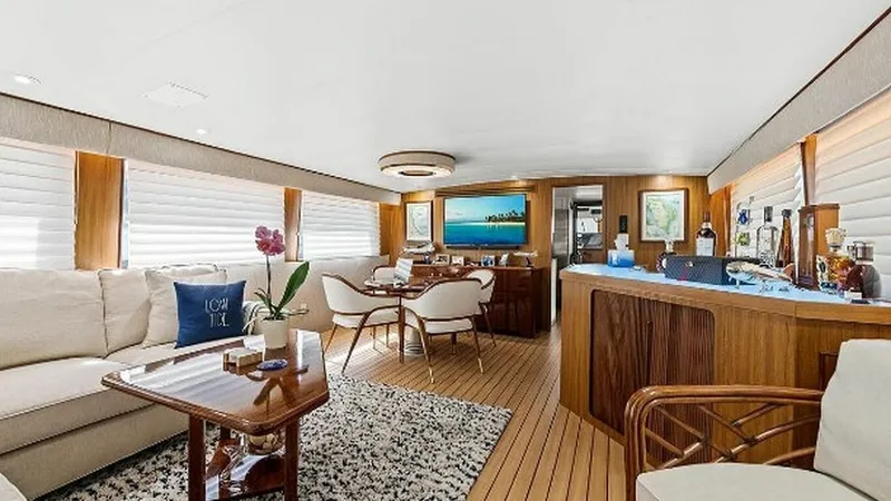 Slide: The Image of Hatteras Motor Yacht 1989 - 2