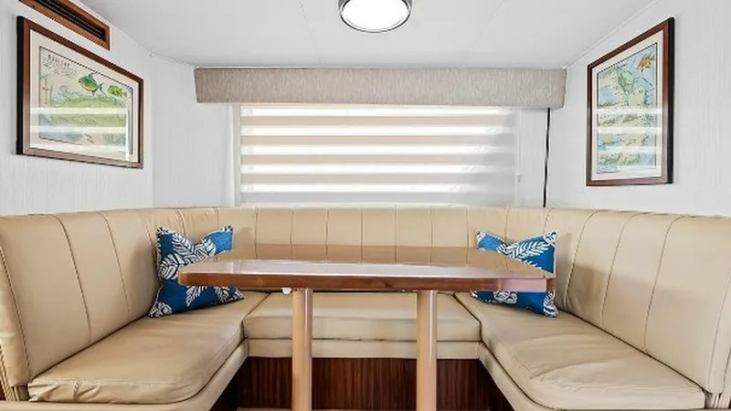 Slide: The Image of Hatteras Motor Yacht 1989 - 8