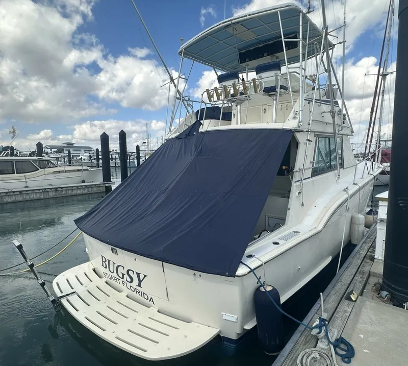 Slide: The Image of Hatteras 43 Convertible 1981 - 2