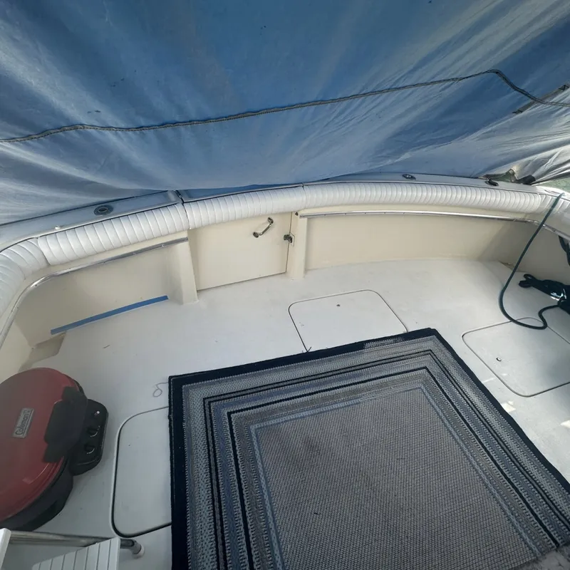 Slide: The Image of Hatteras 43 Convertible 1981 - 4