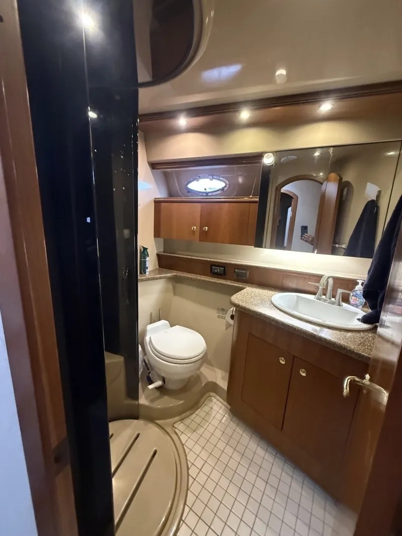 Slide: The Image of Cruisers 4450 Express Motor Yacht 2001 - 18
