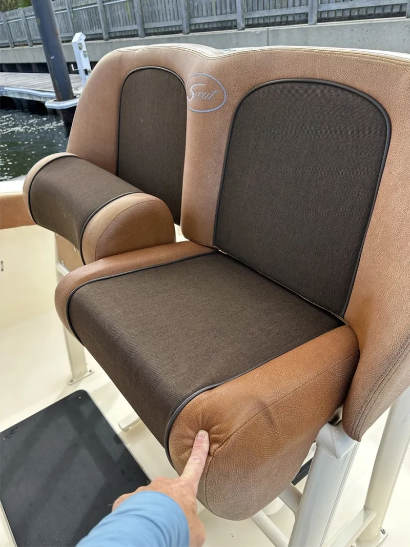 Slide: The Image of Scout 255 LXF 2017 - 18