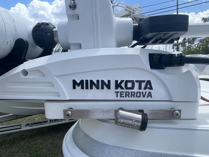 Slide: The Image of Ranger 2510 Bay 2022 - 13