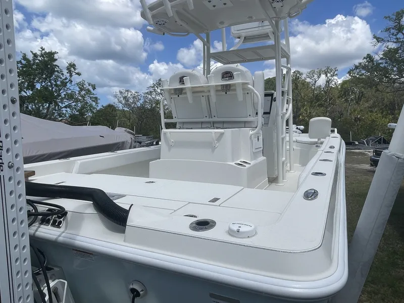 Slide: The Image of Ranger 2510 Bay 2022 - 18