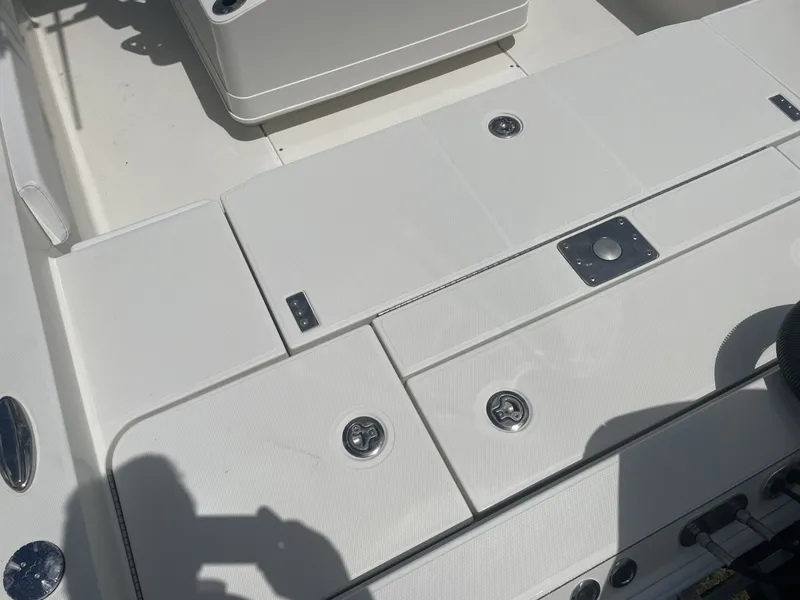 Slide: The Image of Ranger 2510 Bay 2022 - 22