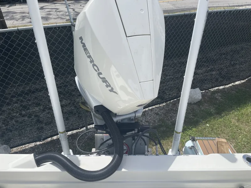 Slide: The Image of Ranger 2510 Bay 2022 - 28