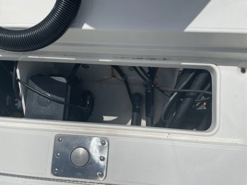 Slide: The Image of Ranger 2510 Bay 2022 - 29