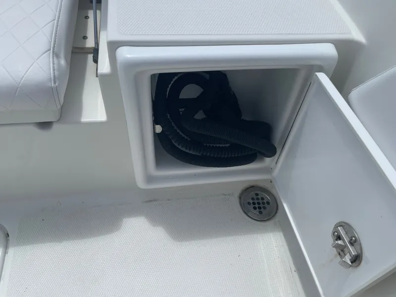 Slide: The Image of Ranger 2510 Bay 2022 - 32