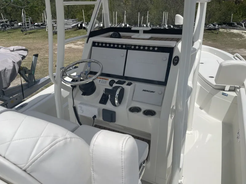Slide: The Image of Ranger 2510 Bay 2022 - 35