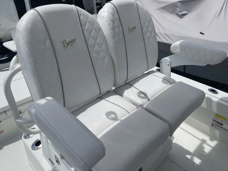Slide: The Image of Ranger 2510 Bay 2022 - 38