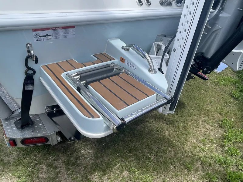Slide: The Image of Ranger 2510 Bay 2022 - 4