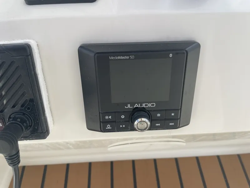 Slide: The Image of Ranger 2510 Bay 2022 - 42