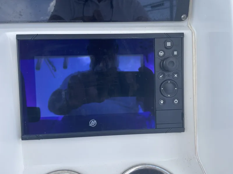Slide: The Image of Ranger 2510 Bay 2022 - 47