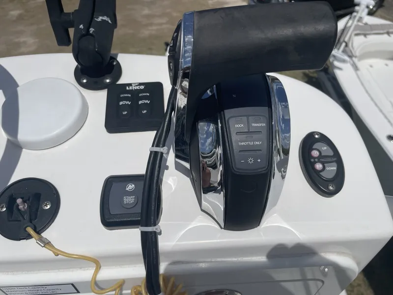 Slide: The Image of Ranger 2510 Bay 2022 - 65