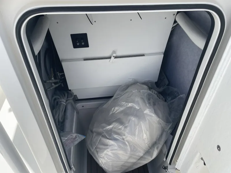 Slide: The Image of Ranger 2510 Bay 2022 - 69