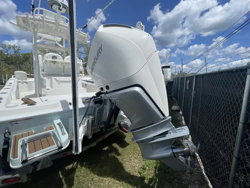 Slide: The Image of Ranger 2510 Bay 2022 - 76